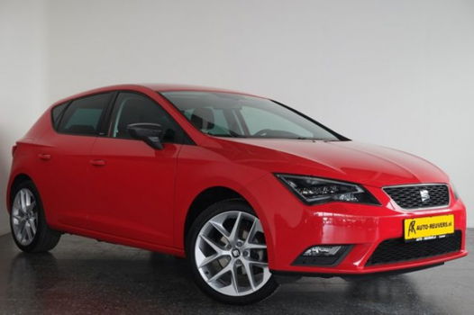 Seat Leon - 1.2 TSI Connect / Navigatie / LED / Mirror Link / 5 Deurs - 1