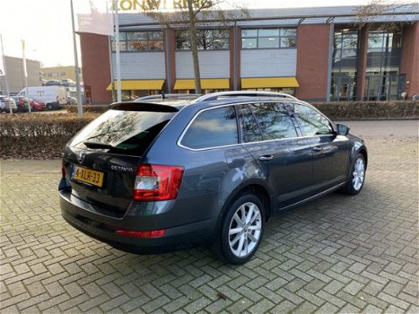 Skoda Octavia Combi - Automaat VOl Opties 1.4 TSI - 1