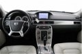 Volvo XC70 - 2.0 D3 Limited Edition | Aut | Leder | Navigatie | Trekhaak | Xenon - 1 - Thumbnail
