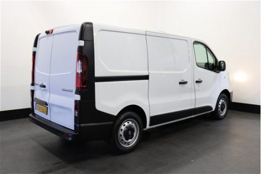 Renault Trafic - 1.6 dCi 120 PK - Airco - Navi - PDC - € 10.950, - Ex - 1