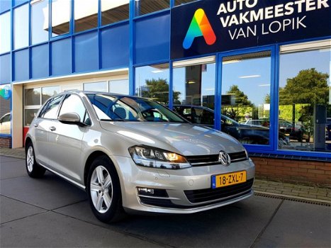 Volkswagen Golf - 1.4 TSI 122pk Highline Xenon Navi Trekh afnb - 1