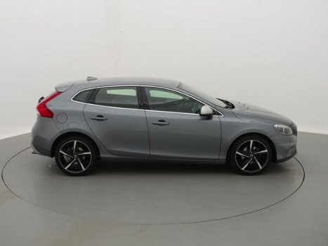 Volvo V40 - D2 120pk Business Sport - 1