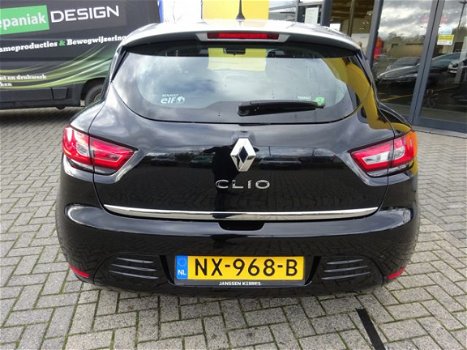 Renault Clio - TCe 120PK ZEN Navi/Two Tone/4 Cilinder - 1