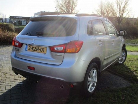 Mitsubishi ASX - 1.6 Intense xenon , panorama dak - 1