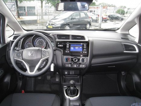 Honda Jazz - 1.3 i-VTEC 102pk Trend | RIJKLAAR - 1