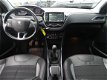 Peugeot 2008 - 1.2 VTi 82pk Allure Panorama en Navigatie en Climate - 1 - Thumbnail