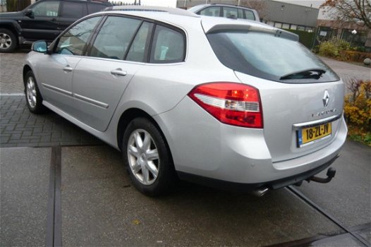 Renault Laguna Estate - 2.0 dCi Dynamique Automaat AIRCO /ECC HALF LEDEREN BEKLEDING NETTE AUTO - 1