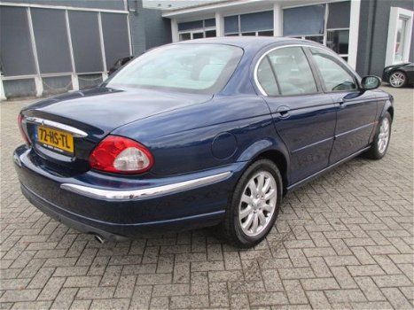 Jaguar X-type - 2.5 V6 - 1