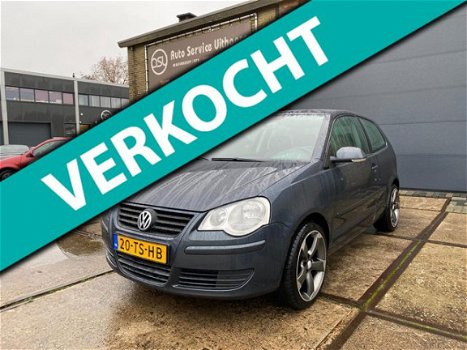 Volkswagen Polo - 1.2 Optive Bj.2007 / lm.velgen / airco - 1