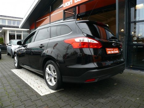 Ford Focus Wagon - 1.6 EcoBoost Titanium 150Pk Airco Pdc V+A Stoelverwarming Chroom Pakket Dakrails - 1