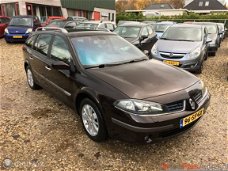 Renault Laguna Grand Tour - 2.0-16V Privilège, Automaat, Leer