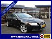 Volvo V70 - 2.4 D5 215 PK SUMMUM AUTOMAAT XENON NAVI LEDER - 1 - Thumbnail