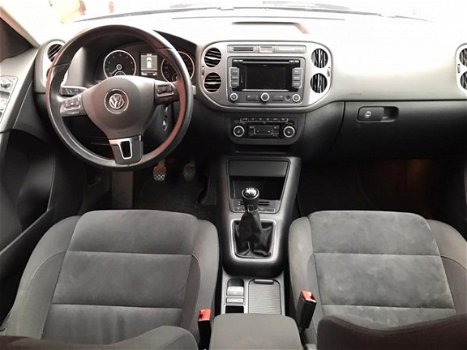 Volkswagen Tiguan - 1.4 TSI Sport&Style Navigatie, Alcantara bekleding, Climate control, Stoelverwar - 1