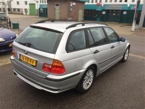 BMW 3-serie Touring - 318i Executive - 1