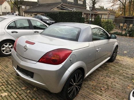 Opel Tigra TwinTop - 1.8-16V Cosmo airco 97000 km in nieuwstaat - 1