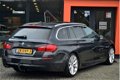 BMW 5-serie Touring - 520d High Executive M-sportpakket Panoramadak Sportleder Virtual Cockpit - 1 - Thumbnail