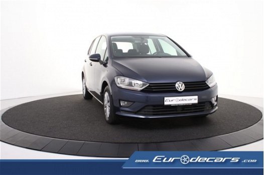 Volkswagen Golf Sportsvan - 1.6 TDI *Navigatie*Park Assist*Connected Service - 1