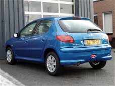 Peugeot 206 - 1.4 Forever Airco 5 Deuren Radio/cd