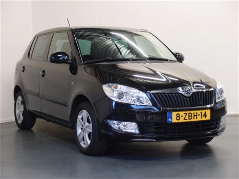 Skoda Fabia - 1.2 TSI Drive CLIMA NAVI PDC XENON - 1