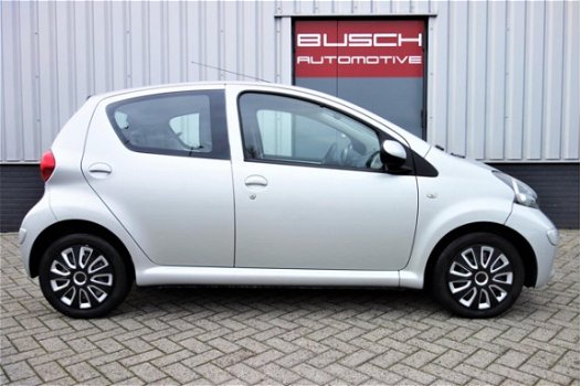 Toyota Aygo - 1.0 12V + 5drs | AIRCO | ISOFIX | APK 07-2020 | - 1