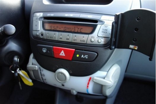 Toyota Aygo - 1.0 12V + 5drs | AIRCO | ISOFIX | APK 07-2020 | - 1