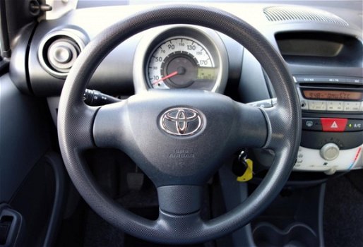 Toyota Aygo - 1.0 12V + 5drs | AIRCO | ISOFIX | APK 07-2020 | - 1