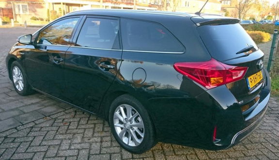 Toyota Auris Touring Sports - 1.8 Hybrid Lease - 1