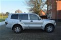 Mitsubishi Pajero - 3.2 Di-D GLX LB Side Window Automaat 4 WD - 1 - Thumbnail