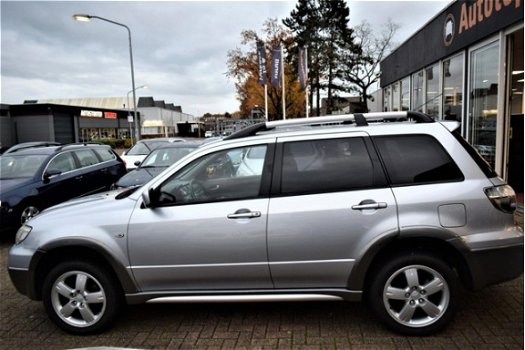 Mitsubishi Outlander Sport - 2.4 4WD 4x4 | AIRCO | NAVIGATIE | TREKHAAK | ELEKTRISCHE RUITBEDIENING - 1