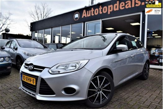 Ford Focus - 1.0 EcoBoost Lease Trend NAVIGATIE | AIRCO | CRUISE CONTROL | PARKEERSENSOREN | AUDIO - 1