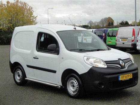 Renault Kangoo - 1.5 DCI 55KW 75PK NAVIGATIE/ PARKEERSESNOREN/ ELEC RAMEN/ 100% D - 1