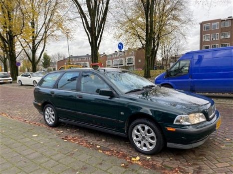 Volvo V40 - 2.0 / AIRCO - 1