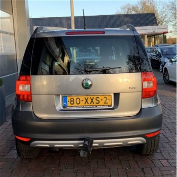 Skoda Yeti - 1.2 TSI Comfort Arctic (105pk) Trekhaak / Cruise Hoge zit Dealer onderhouden - 1