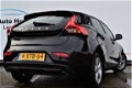 Volvo V40 - 2.0 D4 191 PK Business LED NAVI CLIMA CRUISE PDC LMV - 1 - Thumbnail