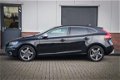 Volvo V40 - T2 R-Design, Business Pack Connect - 1 - Thumbnail