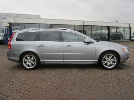 Volvo V70 - 3.0 T6 AWD R-Design l LPG l Automaat l Leer - 1