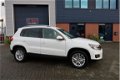 Volkswagen Tiguan - 2.0 TDI 140 pk Cup Sport Trekhaak Navigatie Parkeerassistent Sportvelgen 17 inch - 1 - Thumbnail