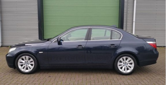 BMW 5-serie - 3.0 D 530 AUT 2004 Blauw YOUNGTIMER*LAGE KMSTAND - 1