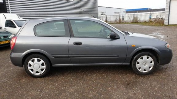 Nissan Almera - 1.5 Visia Nette en perfect rijdende Almera Airco Elect pakket APK 13-04-2020 - 1