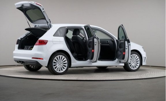 Audi A3 Sportback - e-tron Attraction Pro Line Plus, INCL. BTW, LED, Navigatie, Trekhaak - 1