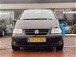 Volkswagen Sharan - 2.0 Sportline 2e Eigenaar/Nieuwe Apk/Airco/Elec Ramen/7 Pers - 1 - Thumbnail