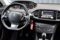 Peugeot 308 SW - 1.2 PureTech Style |Navigatie|Climate Control|6 Maanden BOVAG Garantie - 1 - Thumbnail