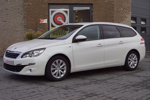 Peugeot 308 SW - 1.2 PureTech Style |Navigatie|Climate Control|6 Maanden BOVAG Garantie - 1