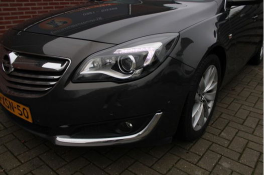 Opel Insignia Sports Tourer - 2.0 CDTI EcoFLEX Cosmo - 1