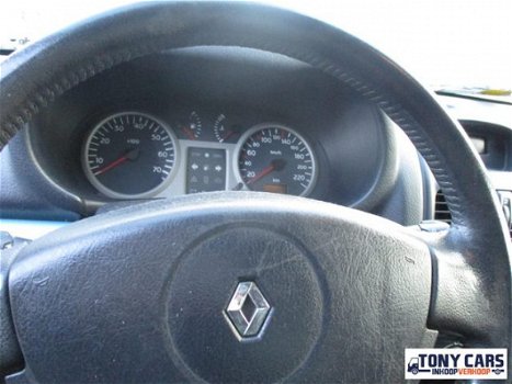 Renault Clio - CLIO; 1.2 16V S2005 - 1