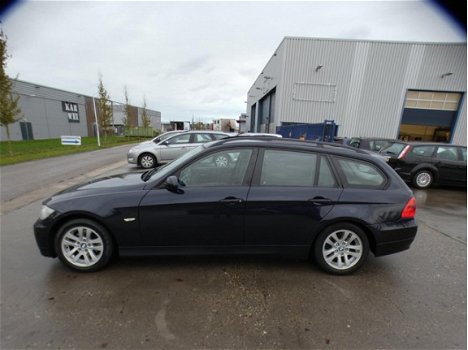 BMW 3-serie Touring - 318d Introduction / climate control / cruise control / export - 1