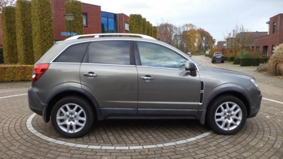 Opel Antara - 2.4-16V Temptation apk linker kant wat schaden - 1