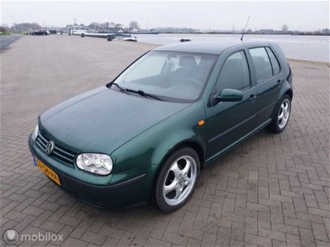 Volkswagen Golf - 1.4-16V Comfortline - 1