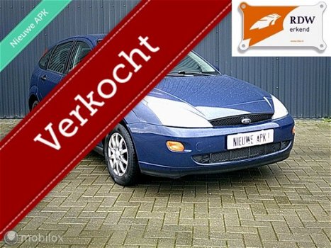 Ford Focus - 1.4-16V Trend Nw APK NAP ZUINIG Luxe - 1