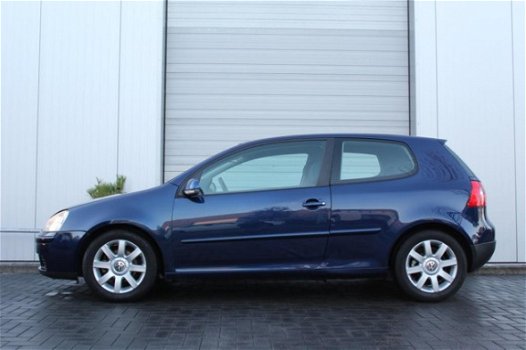 Volkswagen Golf - 1.6 Sportline - onderhoudsbeurt + Airco/Cruise Control. Lm velgen - 1